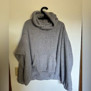 Zella fuzzy pullover hoodie. Large. Purple/gray.